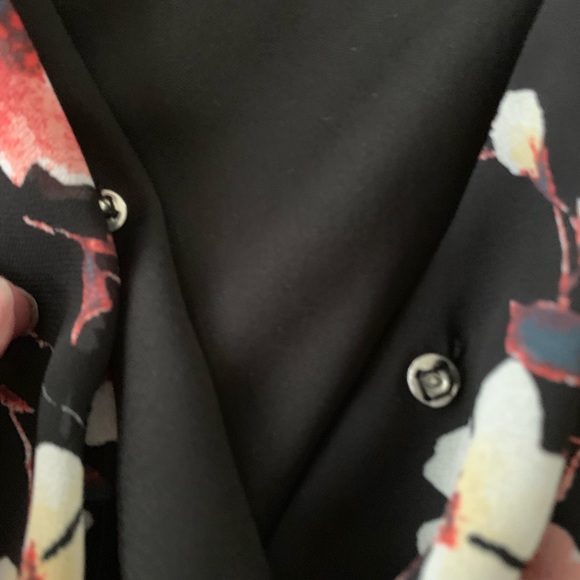 Floral dressy shorts romper - Picture 3 of 4